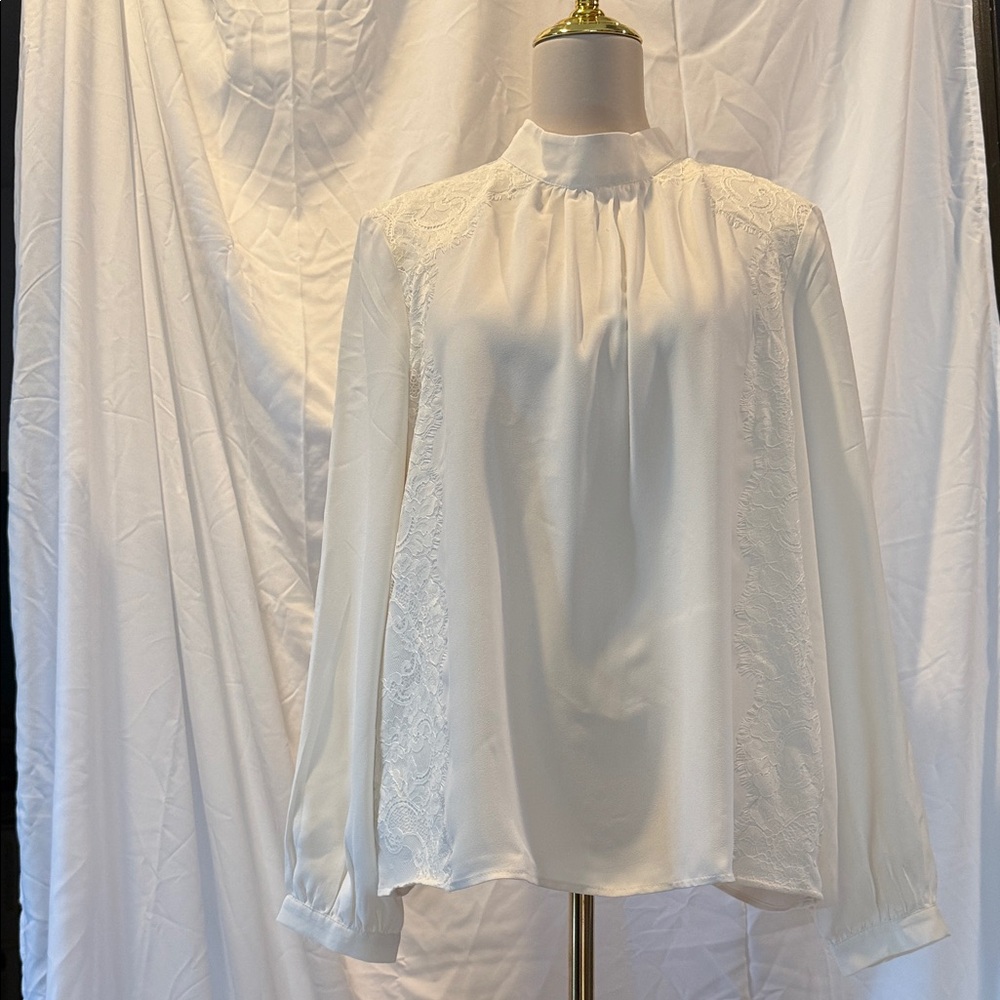 Elegant ivory Lace Women's Top